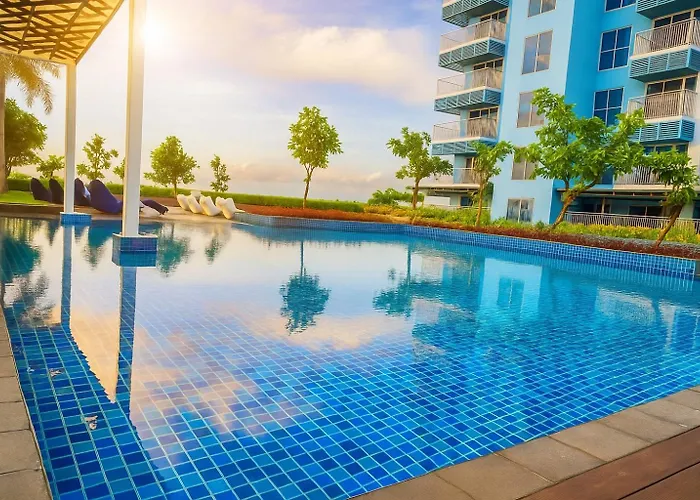 Modern 3br 180 Degree Seaview Beside Okada 14 Apartamento