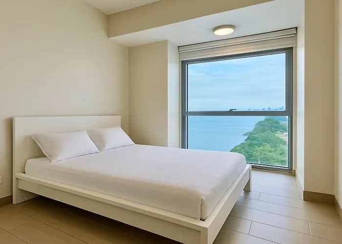 Modern 3br 180 Degree Seaview Beside Okada 14 *