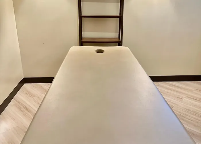Modern 3br 180 Degree Seaview Beside Okada 14 Manila