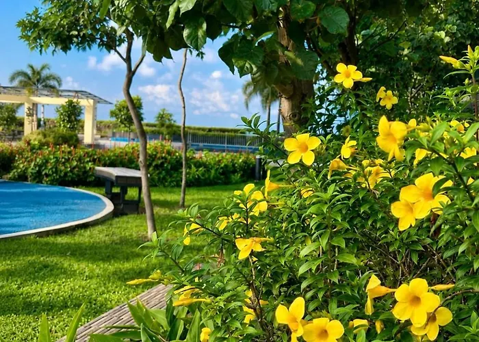 Modern 3br 180 Degree Seaview Beside Okada 14 Apartamento